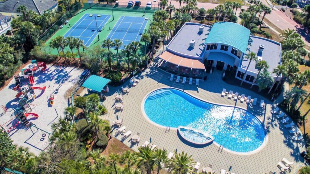 Access to all amenities in one of Destin’s most feature-packed communities