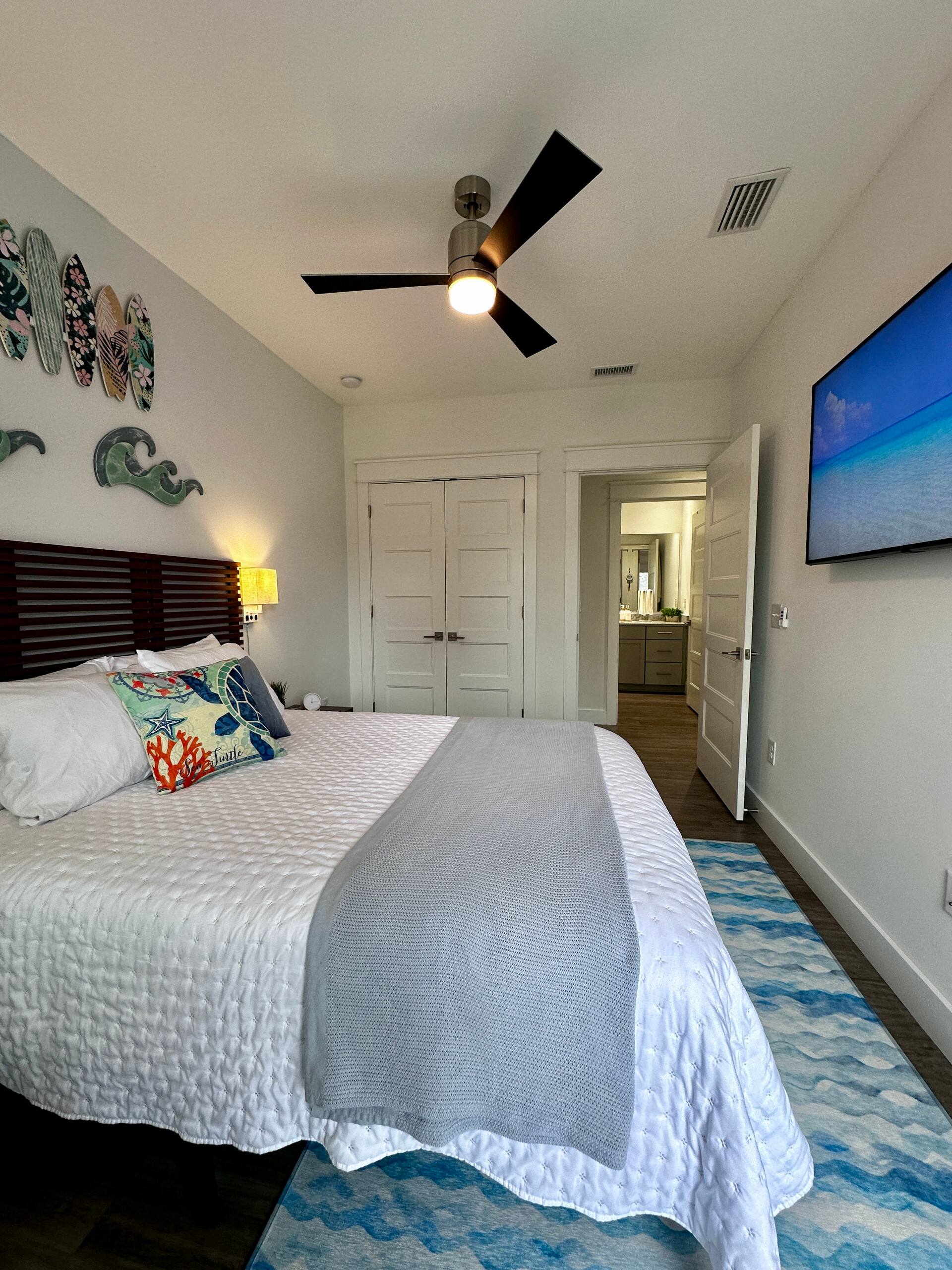 Queen Bedroom 2