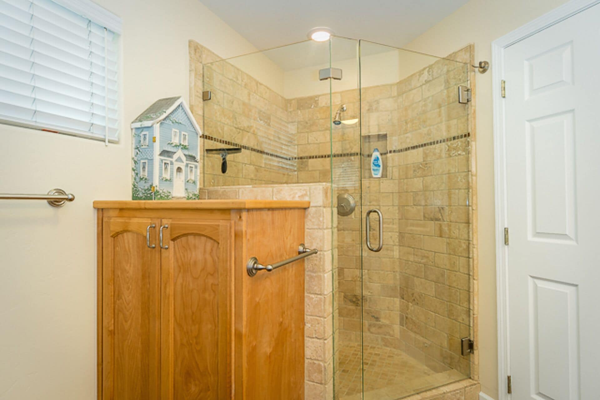 Master shower