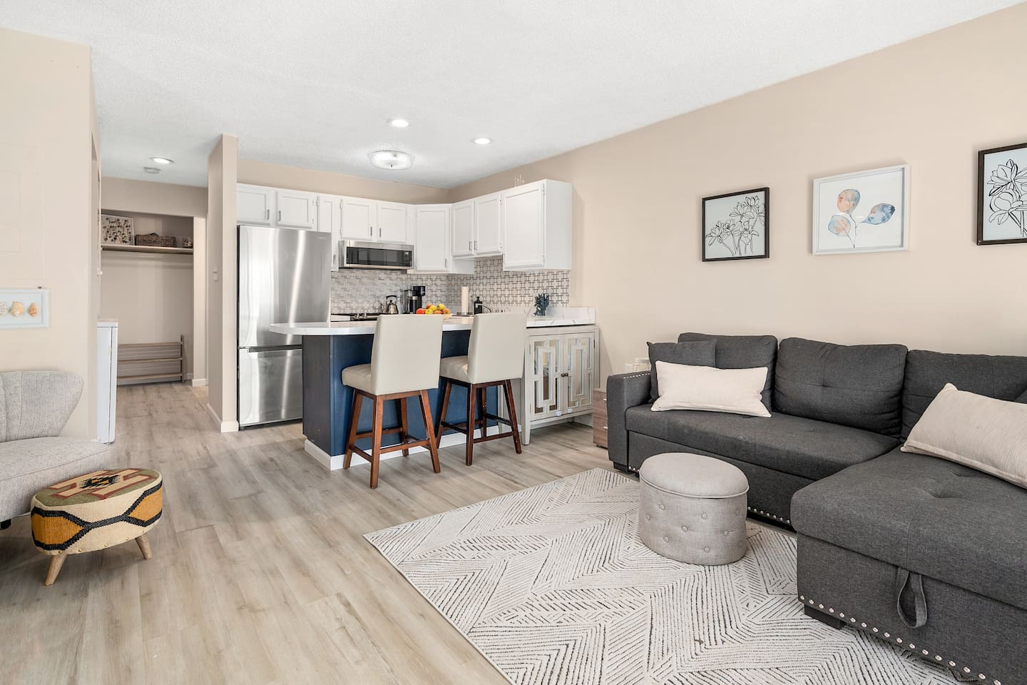 open floor plan kitchen and living space