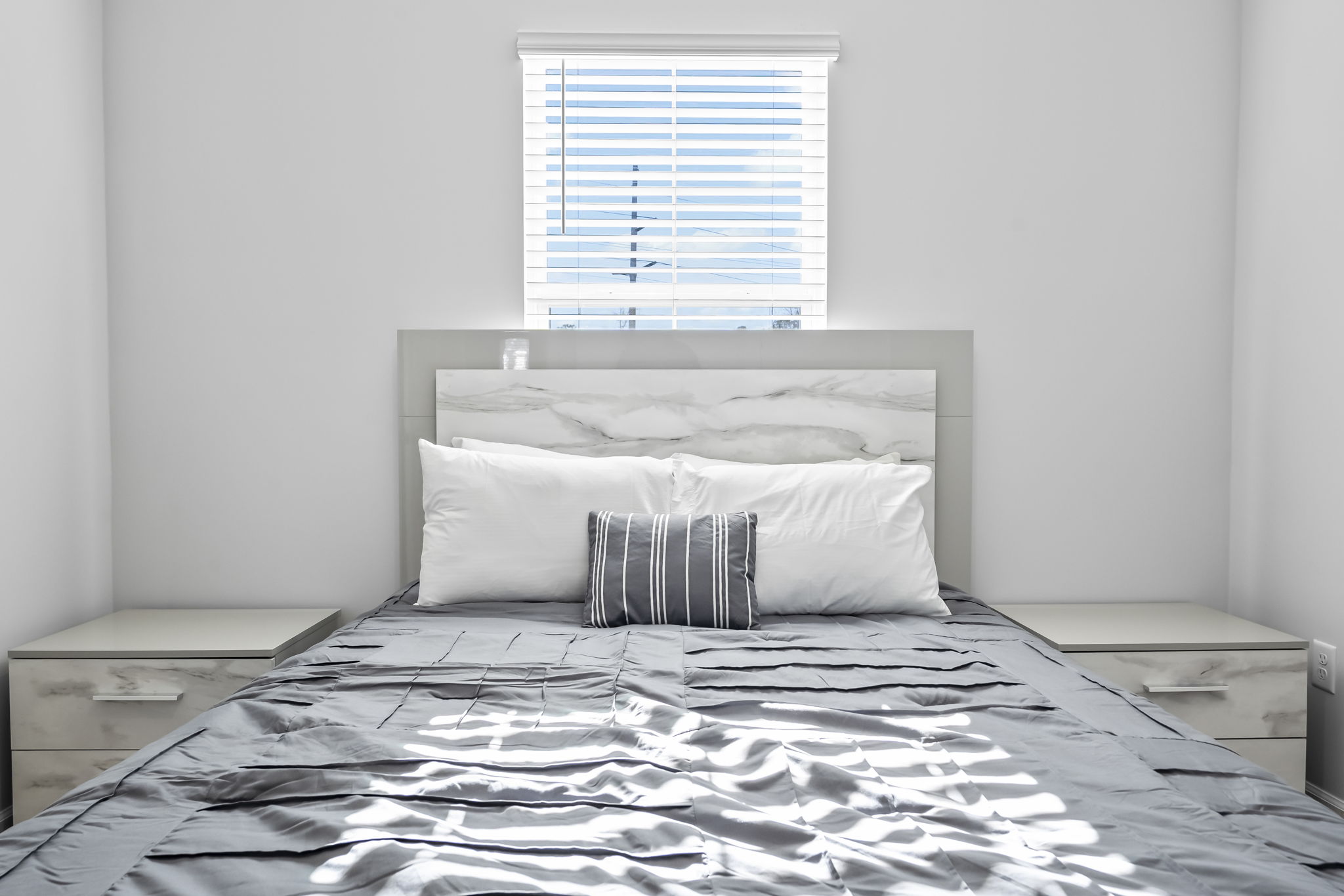 Upstairs bedroom with Queen Bed