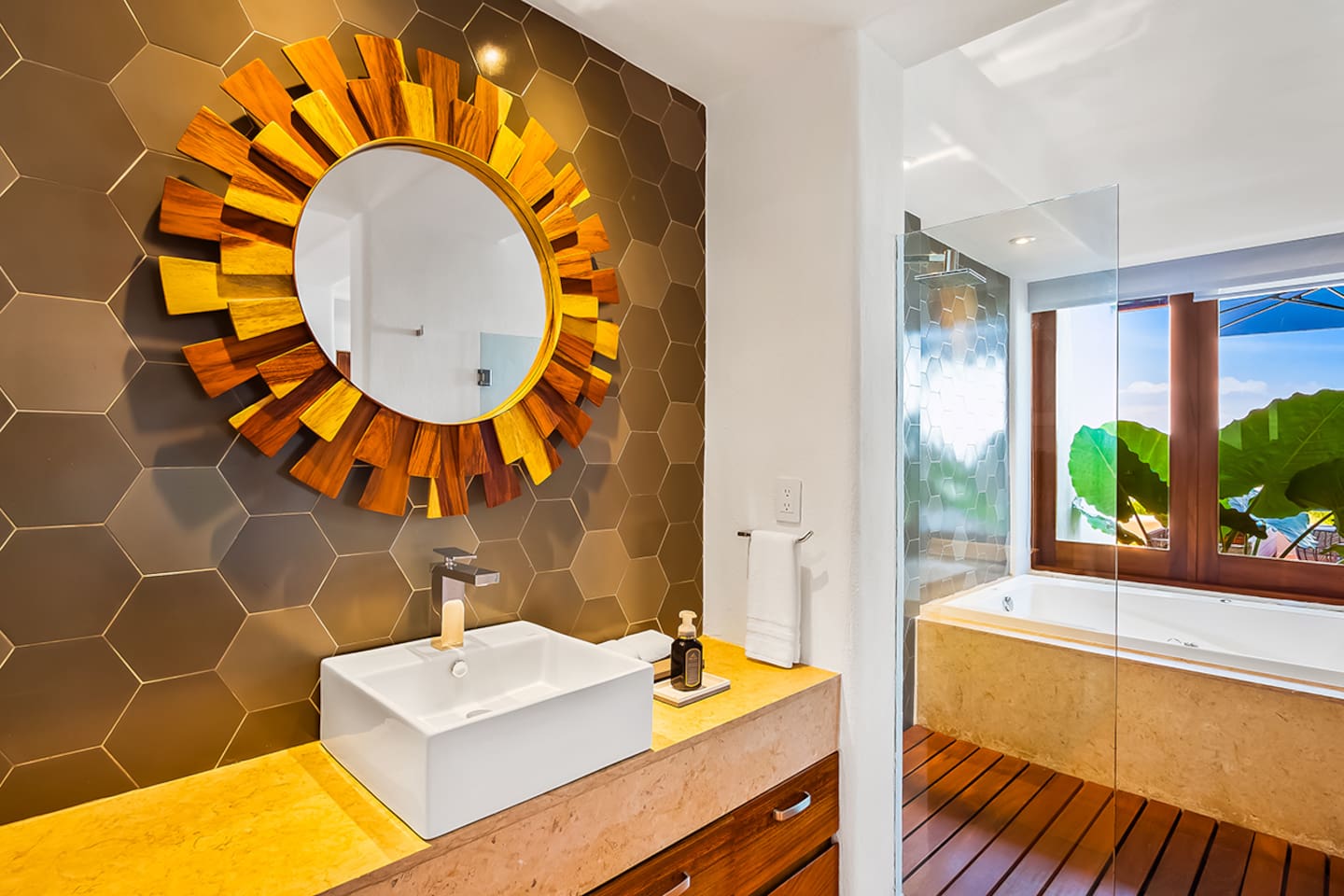 Suite 3 Bathroom