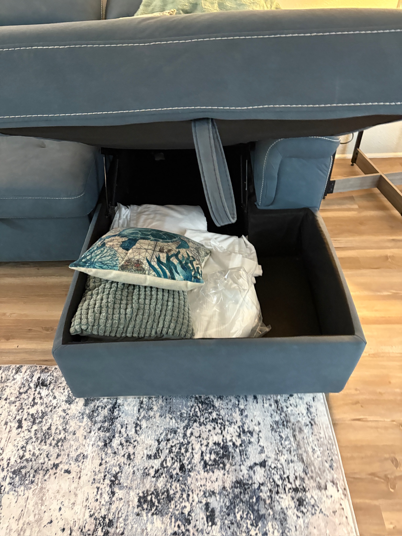 Extra pillows & blankets for cool evenings