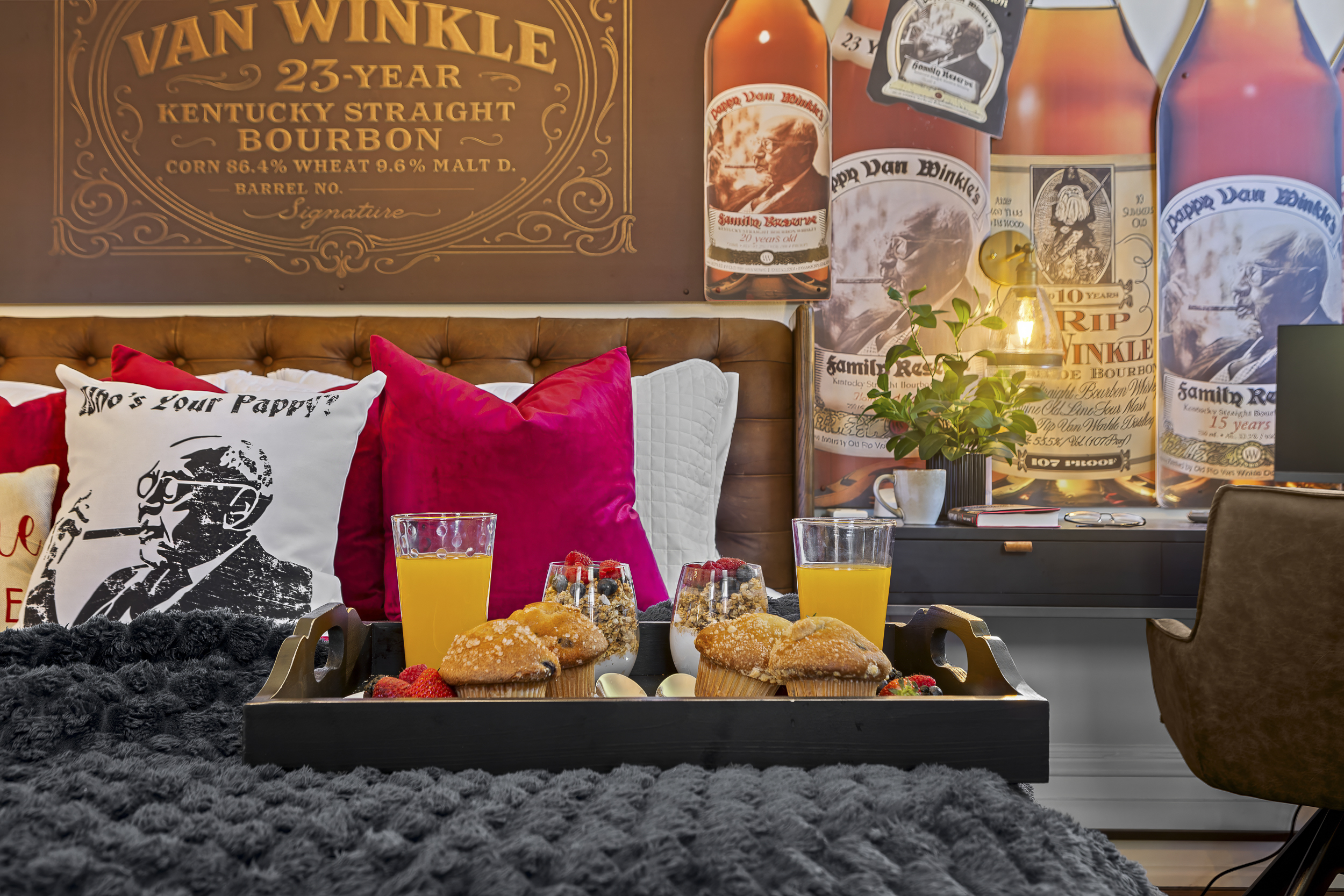 With Van Winkle 23-Year artwork on the wall, fresh berries, and orange juice on the tray, the Pappy Van Winkle Room delivers on every detail.