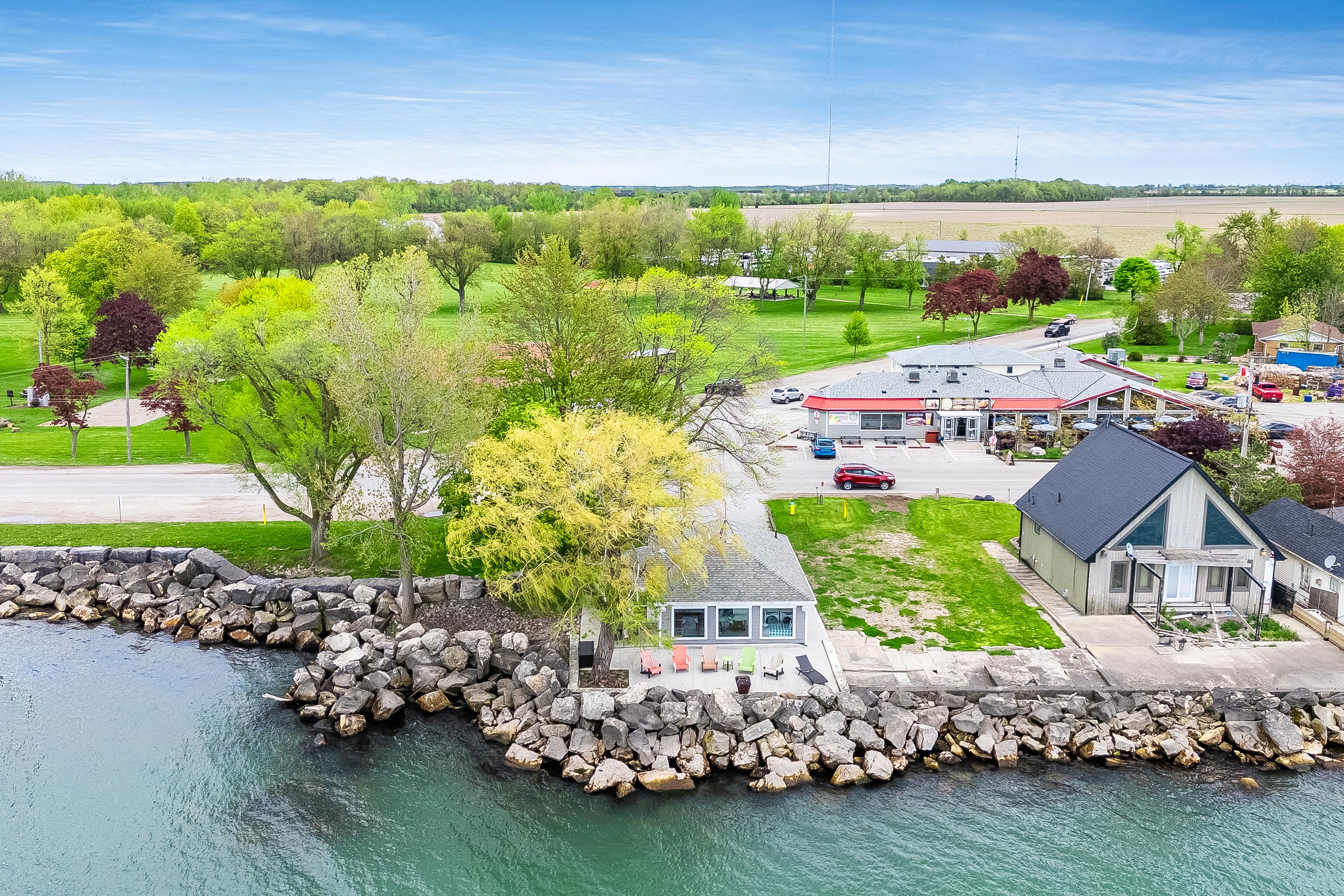 The local favourite, Freddy's Restaurant is right across the street. Enjoy their delicious menu on the patio or grab an ice cream cone after playing at the park.