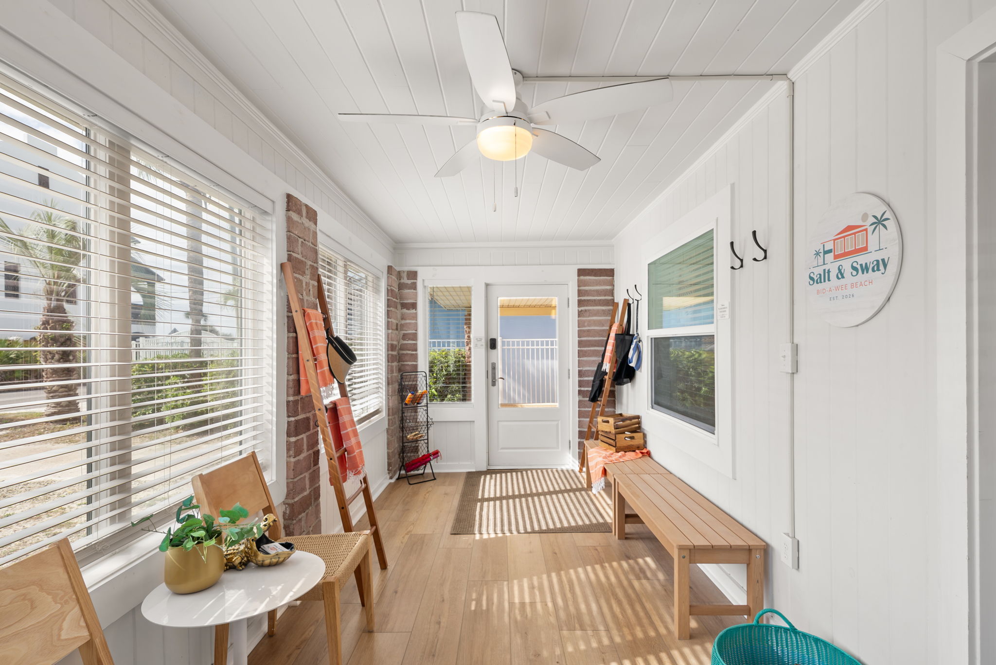 Welcome to Salt & Sway, your home base for Gulf-side living, where every detail from the sign to the surf mural tells you
this is a place worth coming back to.