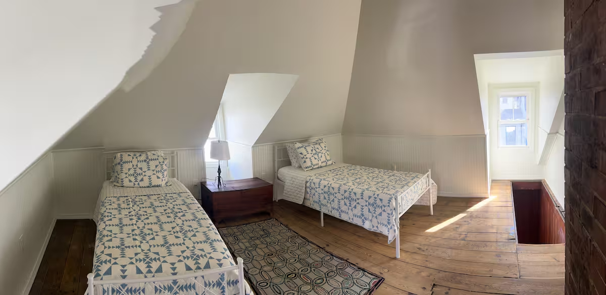 Bedroom 3 (upstairs)