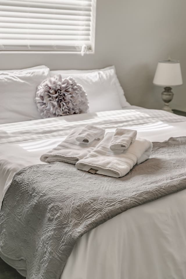 Extra Soft Linens and Plush Towels