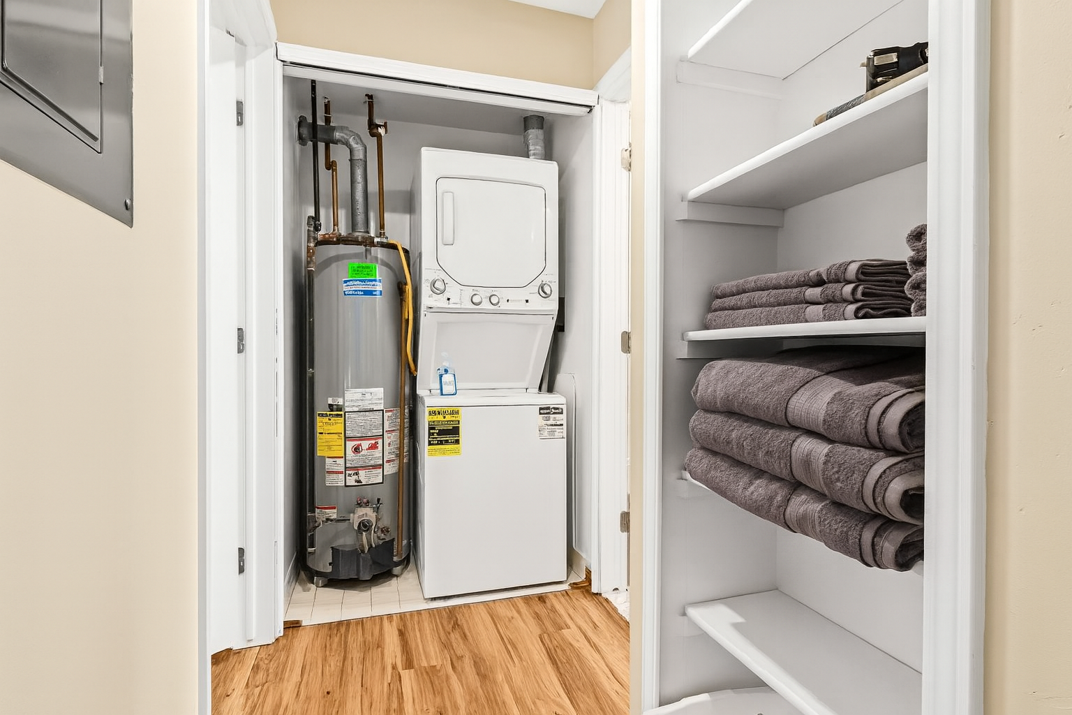 Hallway where you can find our laundry facilities.