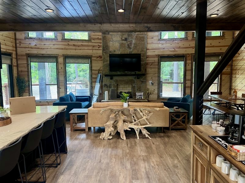 Unwind by the fireplace or enjoy movie nights on the Smart TV—the ideal blend of rustic charm and modern comfort