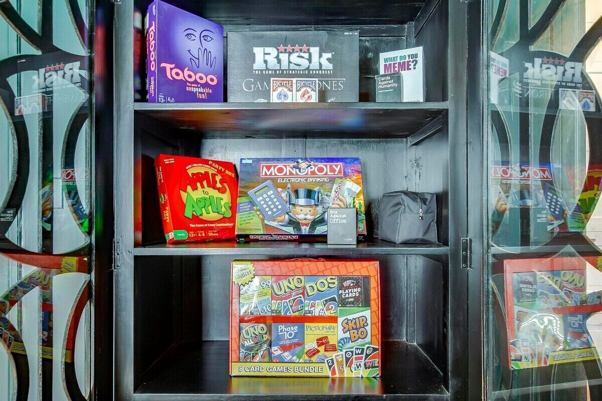 Large selection of games for limitless entertainment in the dining/game room. 