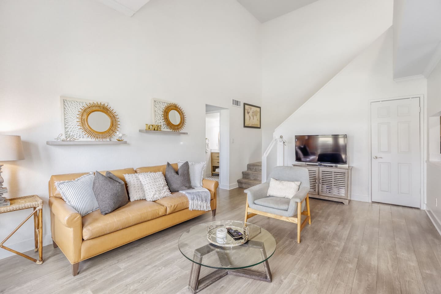 Sink into the leather sofa and stream your favorite show, or head upstairs to unwind for the night.