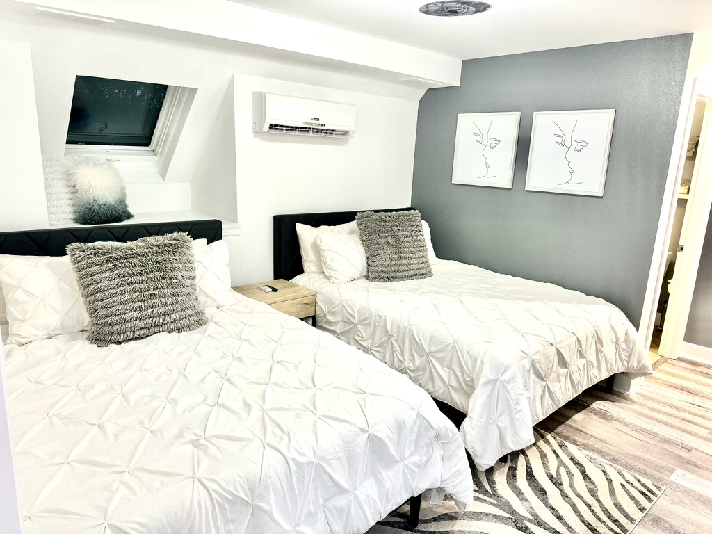 Hideaway 6th Bedroom