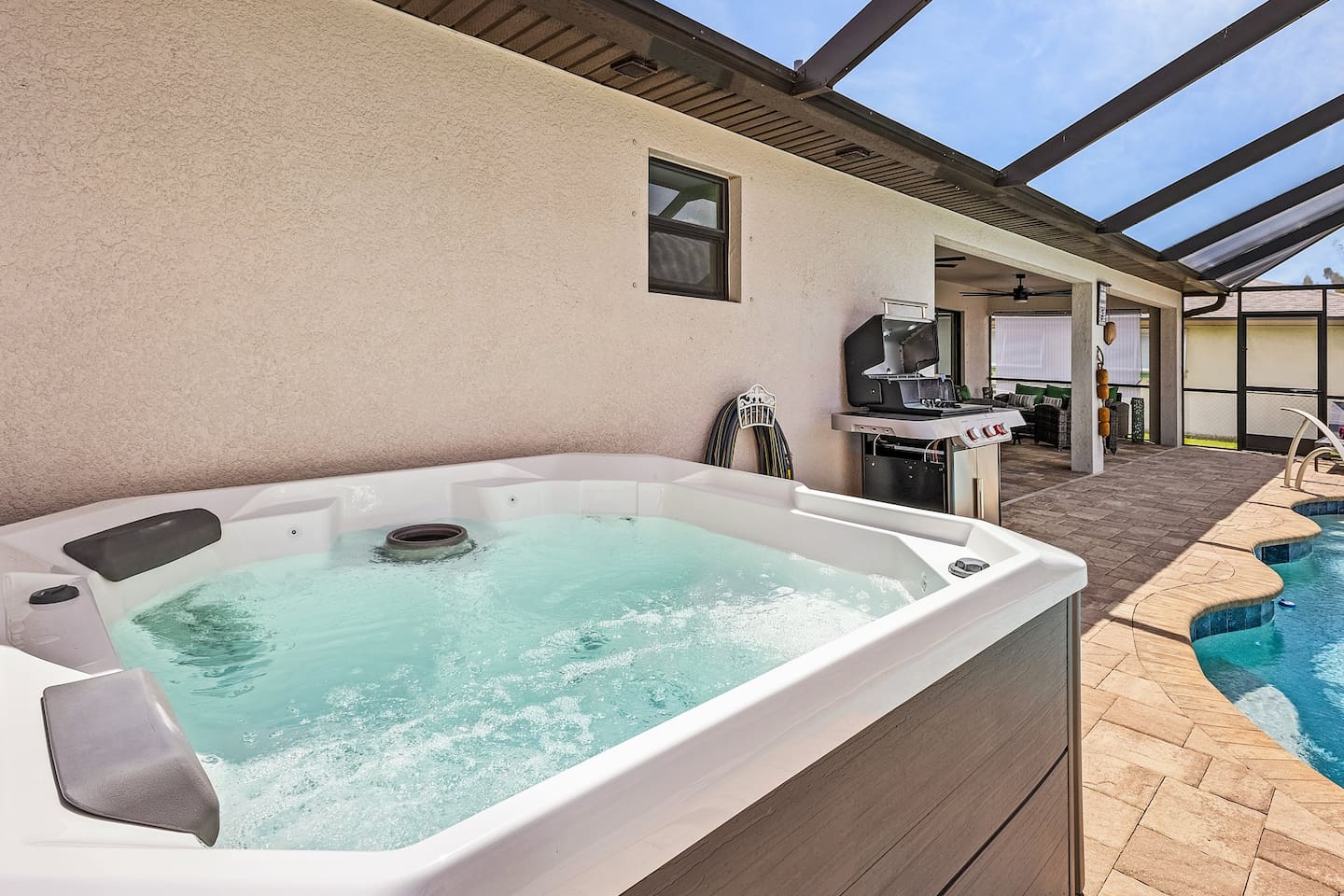 Hot tub happiness awaits: Treat yourself to a bubbly retreat!
