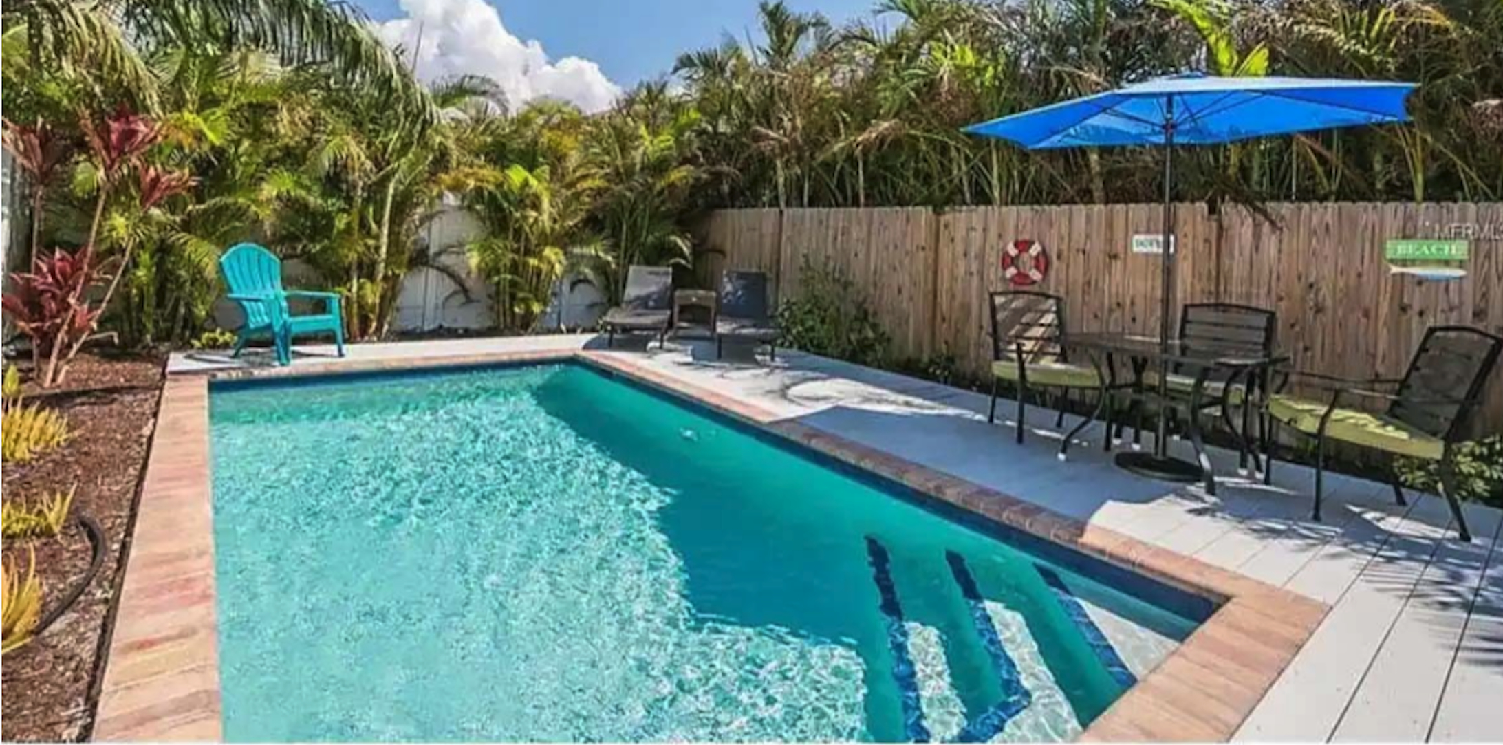 2 min walk to beach 2 Cottages w/2 pools sleeps 12 3