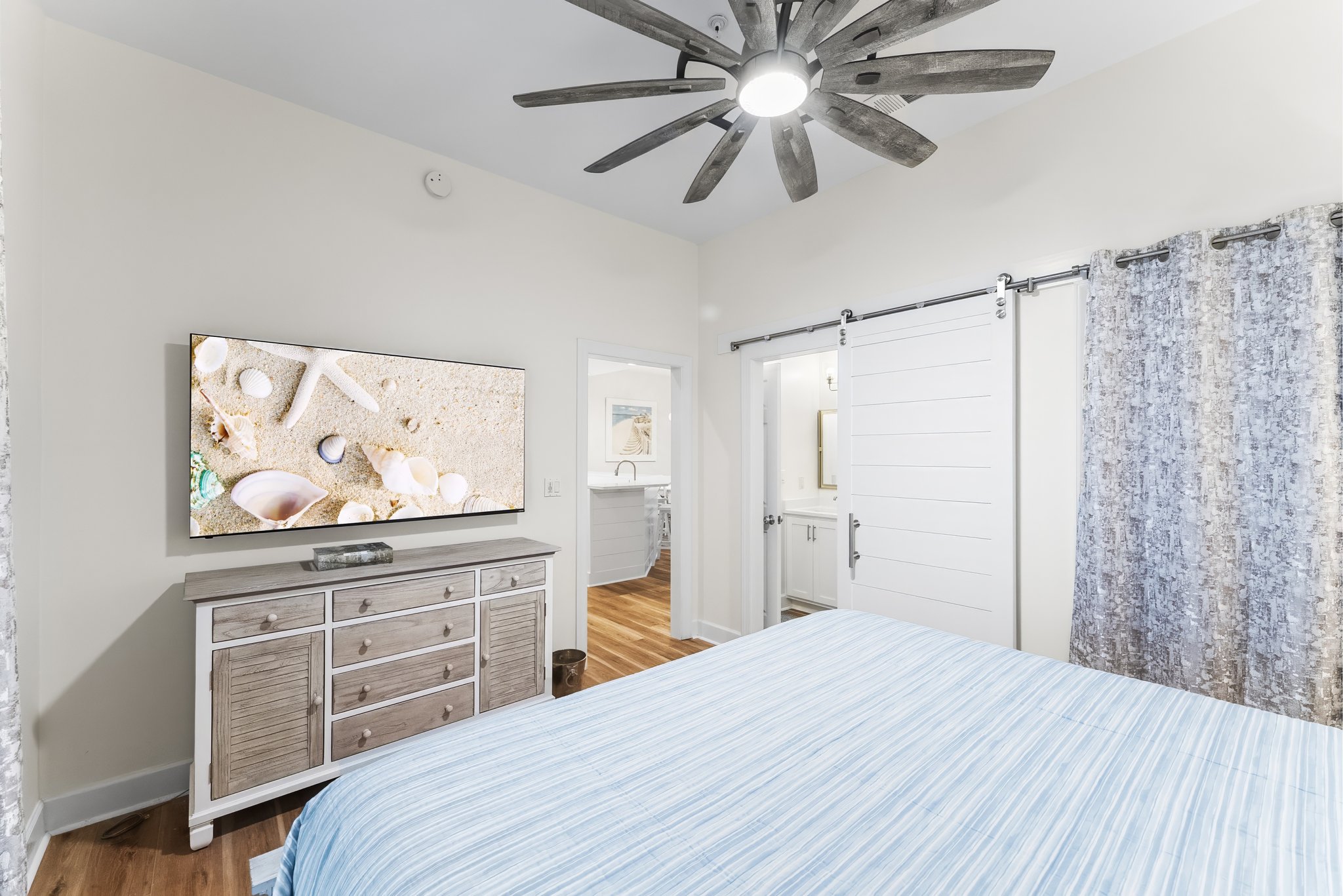 Guest King Bedroom with en Suite