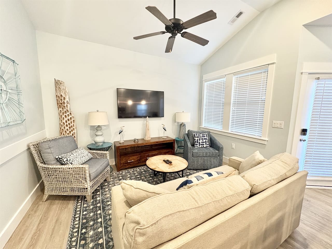 Open-concept living room, perfect for relaxing and spending time with family and friends.