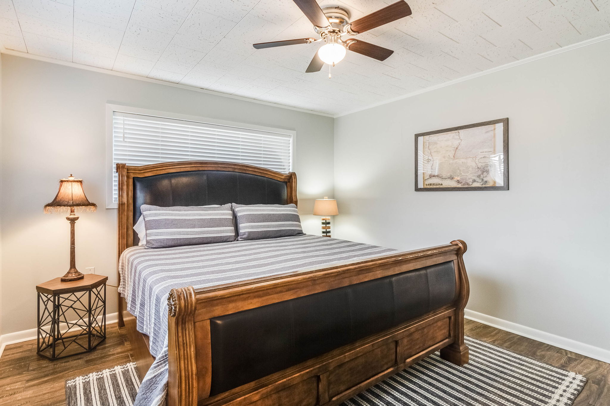 Master Bedroom w/ King Bed