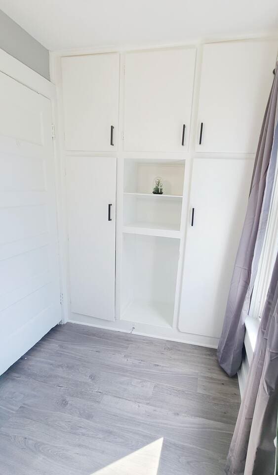 Built in storage in bathroom
