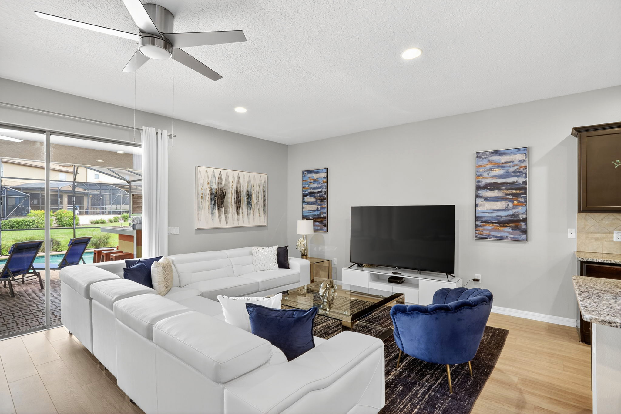 Living Room - Watch Big Screen TV