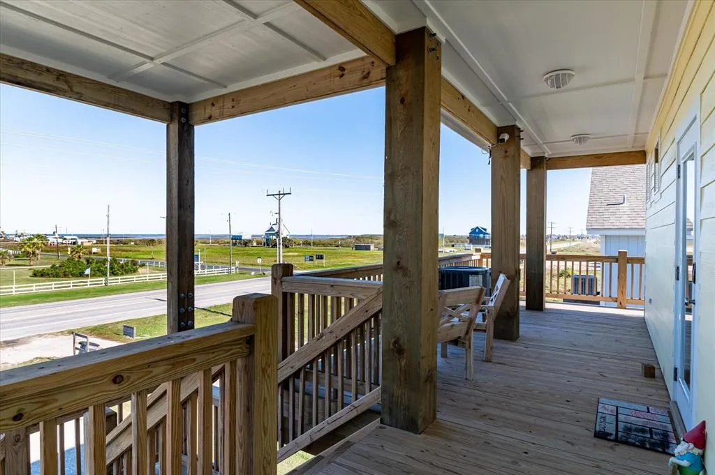 38a7b47f11304e89a8a0ef01a5c131f4 | Beachhouse | Texas | TX | Vacation Homes | Galveston | Crystal Beach | Kokomo | Breezy Days | Beachfront Elegance | Sunrise Serenity | Southern Sands Property Management, LLC