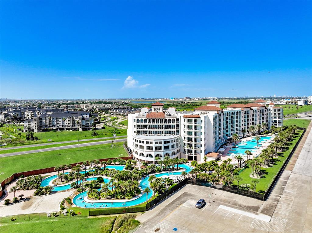 View of pools and lazy river.