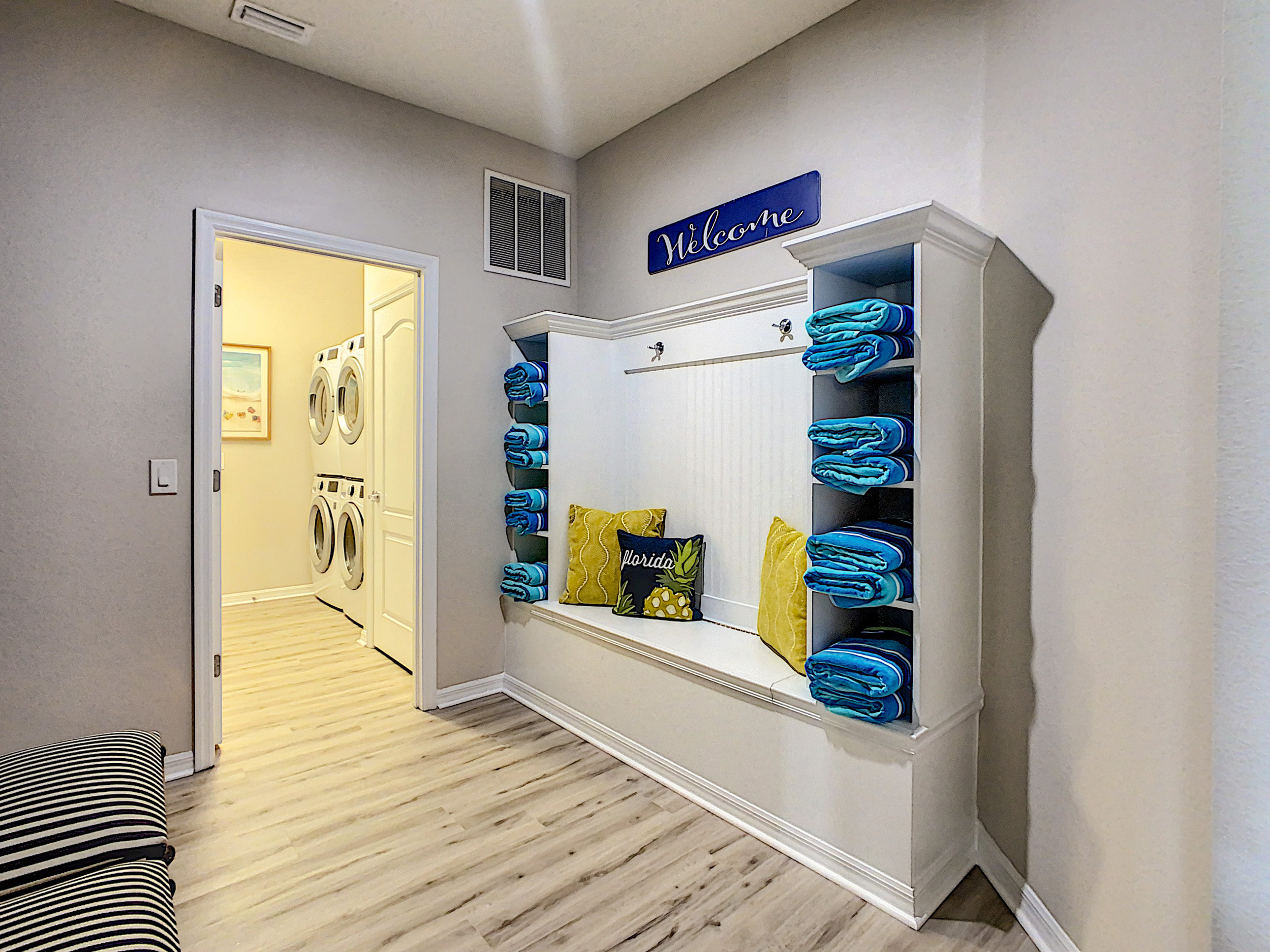 Mudroom And Laundry Room (Double Washers And Dryers)-FREE To Use