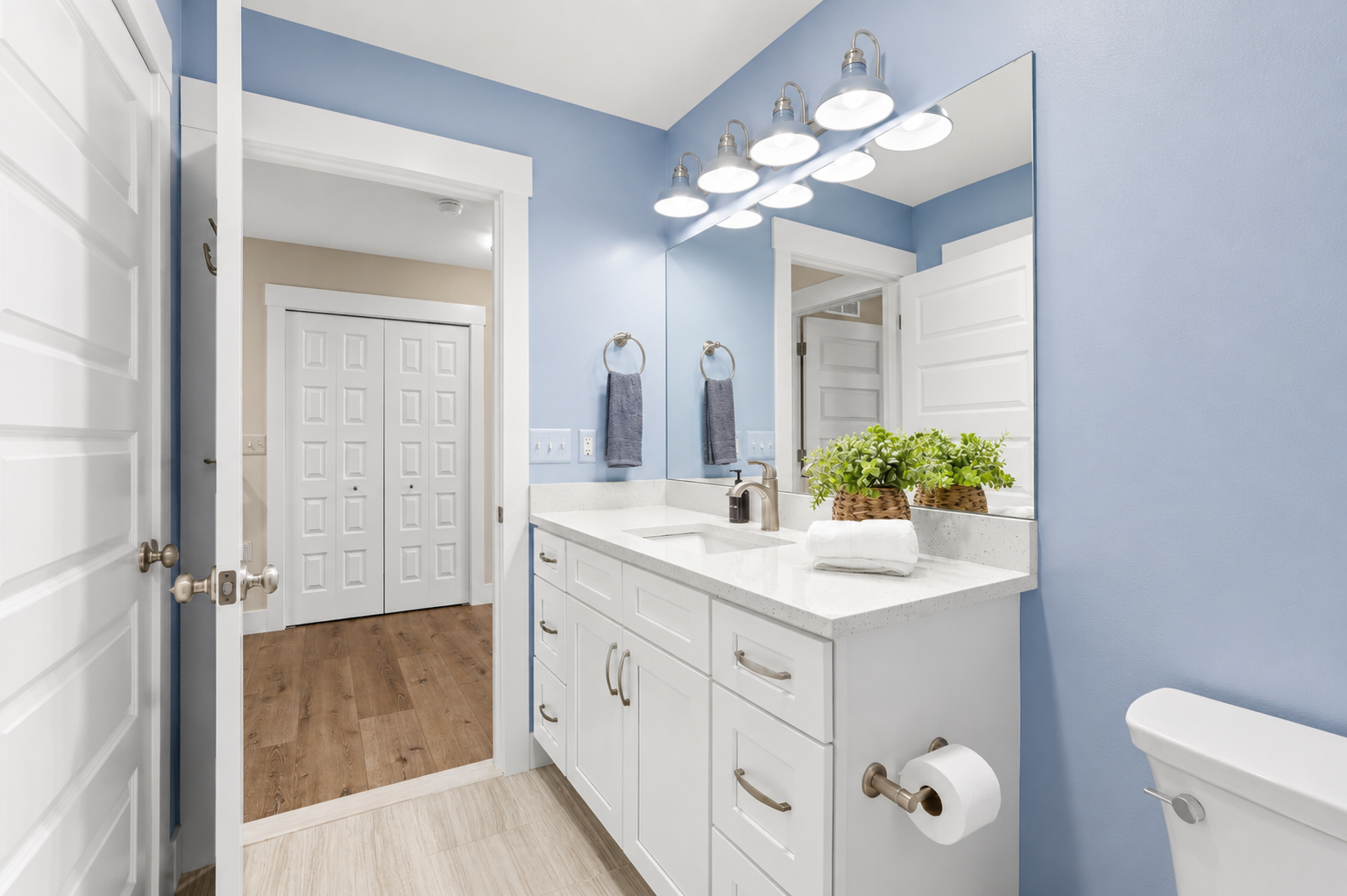 Conveniently located just steps from the third-floor bedroom, this full bathroom offers everything your family or group needs for a comfortable and relaxing stay.