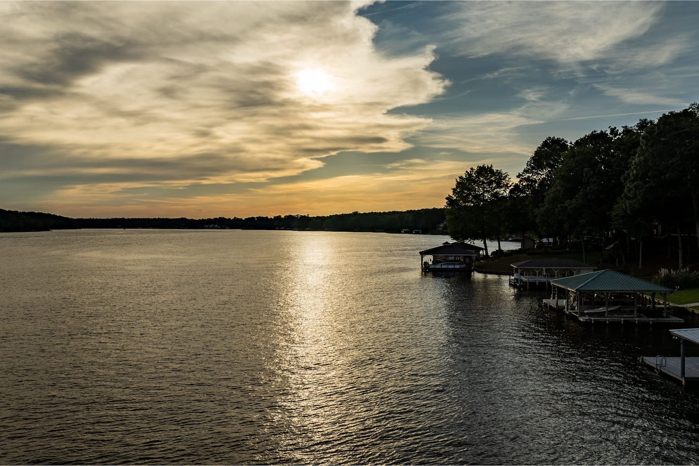 Located on Open Water of Lake Sinclair