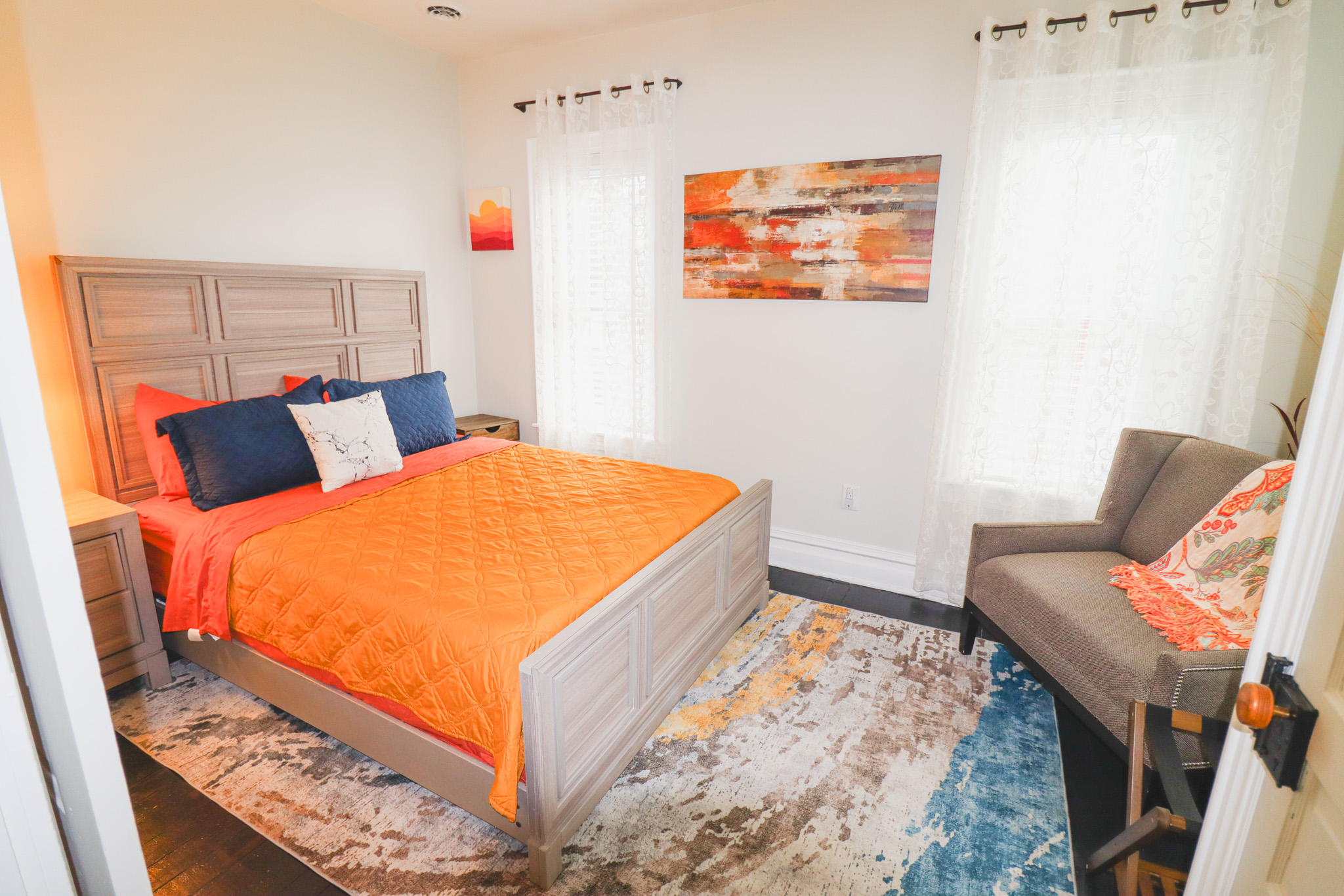 queen bedroom next to master bedroom