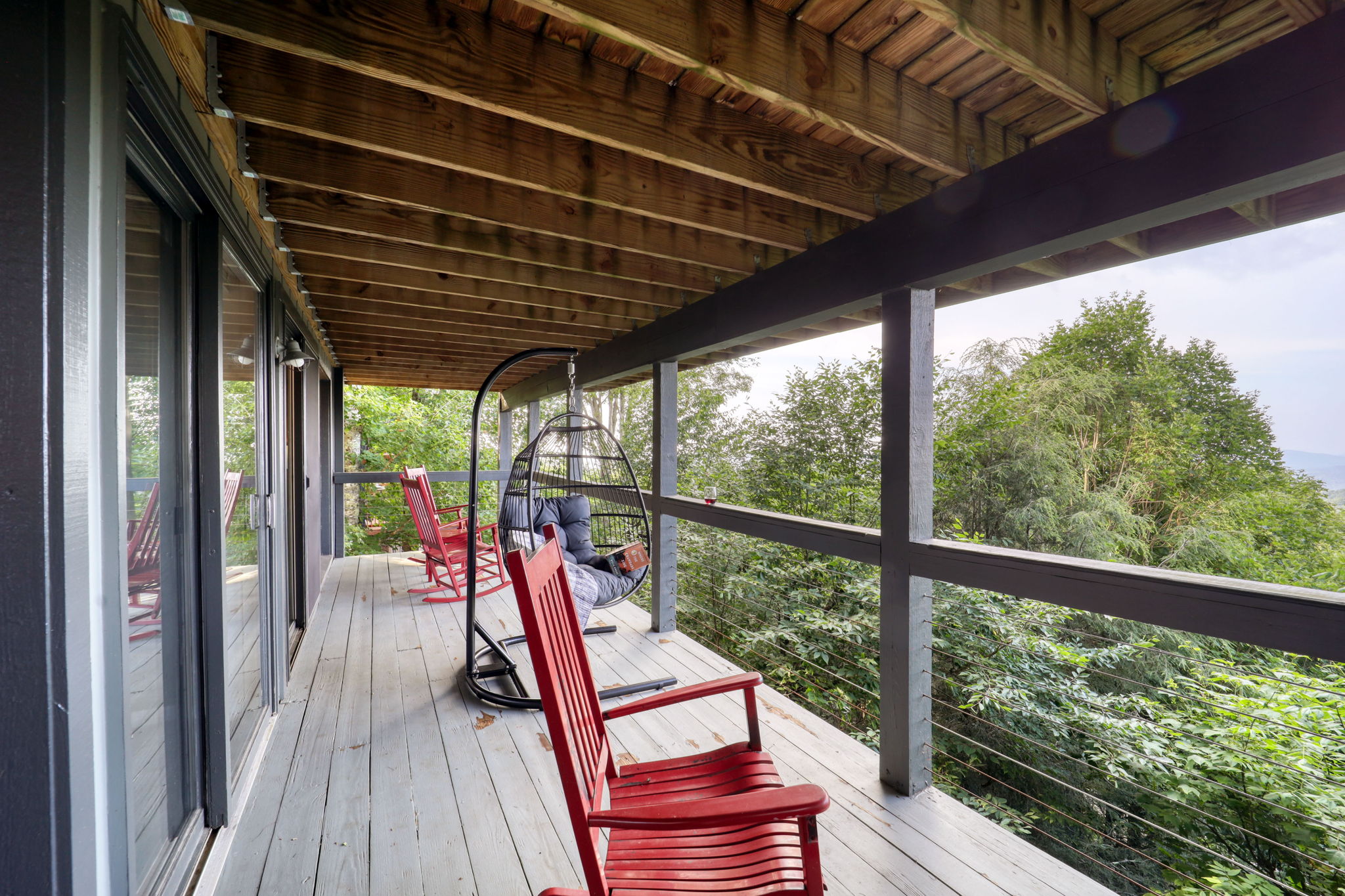 Relax and take in the breathtaking views from the lower deck.  Both the Summer Kites and Fall Leaves bedrooms have direct access.
