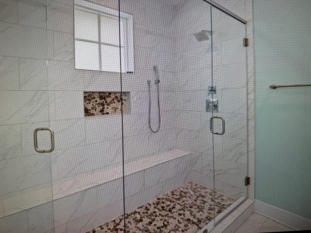 Upstairs Master Bath