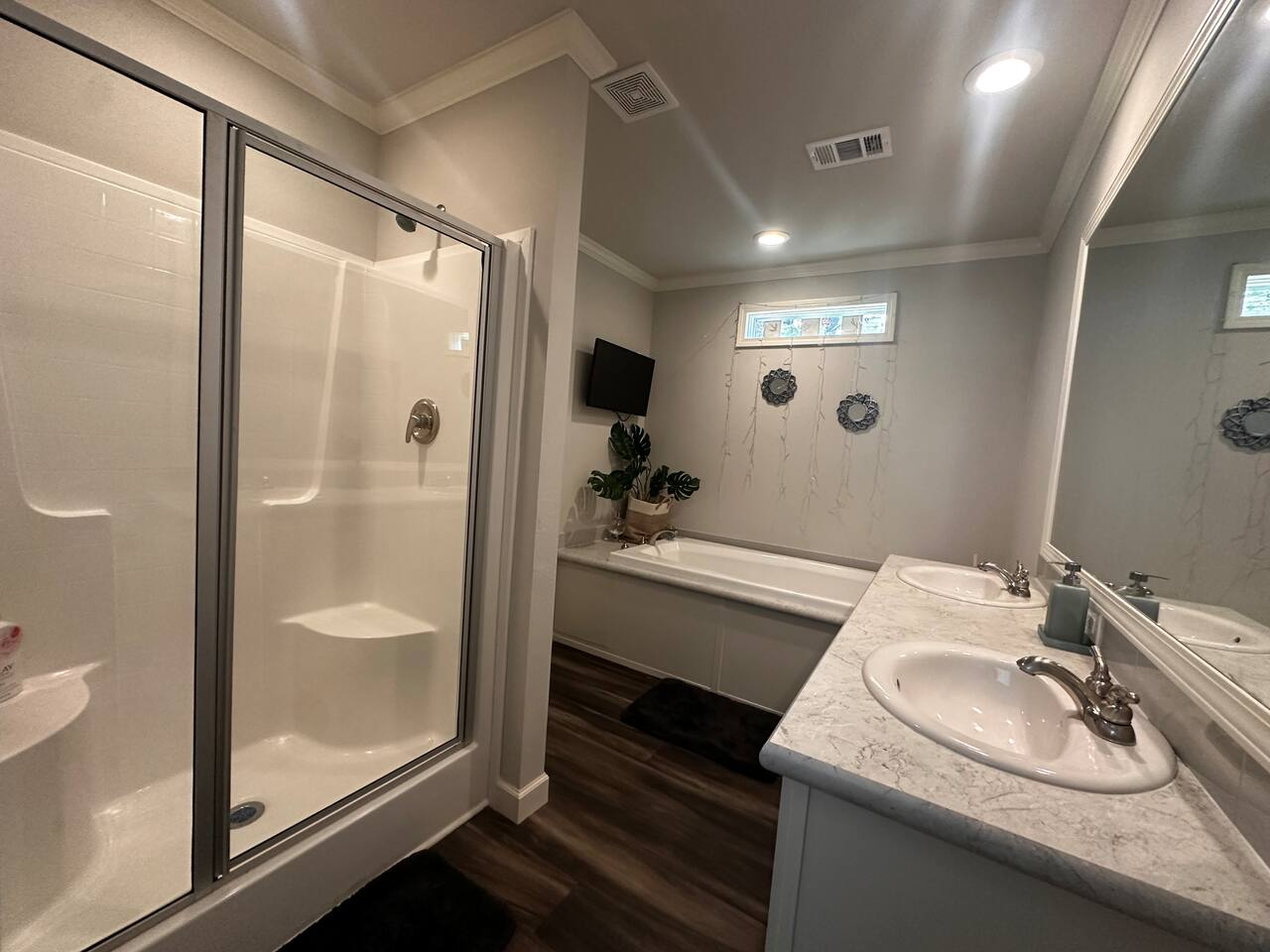 Ensuite