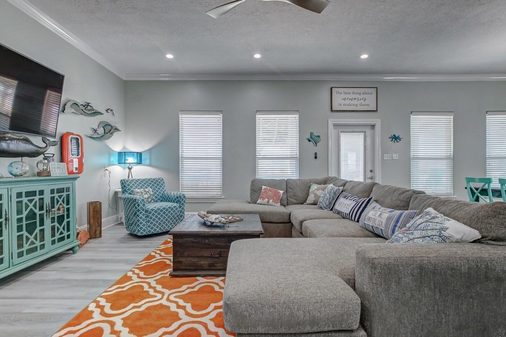 39b4352d54be4528a46938e91df3a93d | Beachhouse | Texas | TX | Vacation Homes | Galveston | Crystal Beach | Kokomo | Breezy Days | Beachfront Elegance | Sunrise Serenity | Southern Sands Property Management, LLC