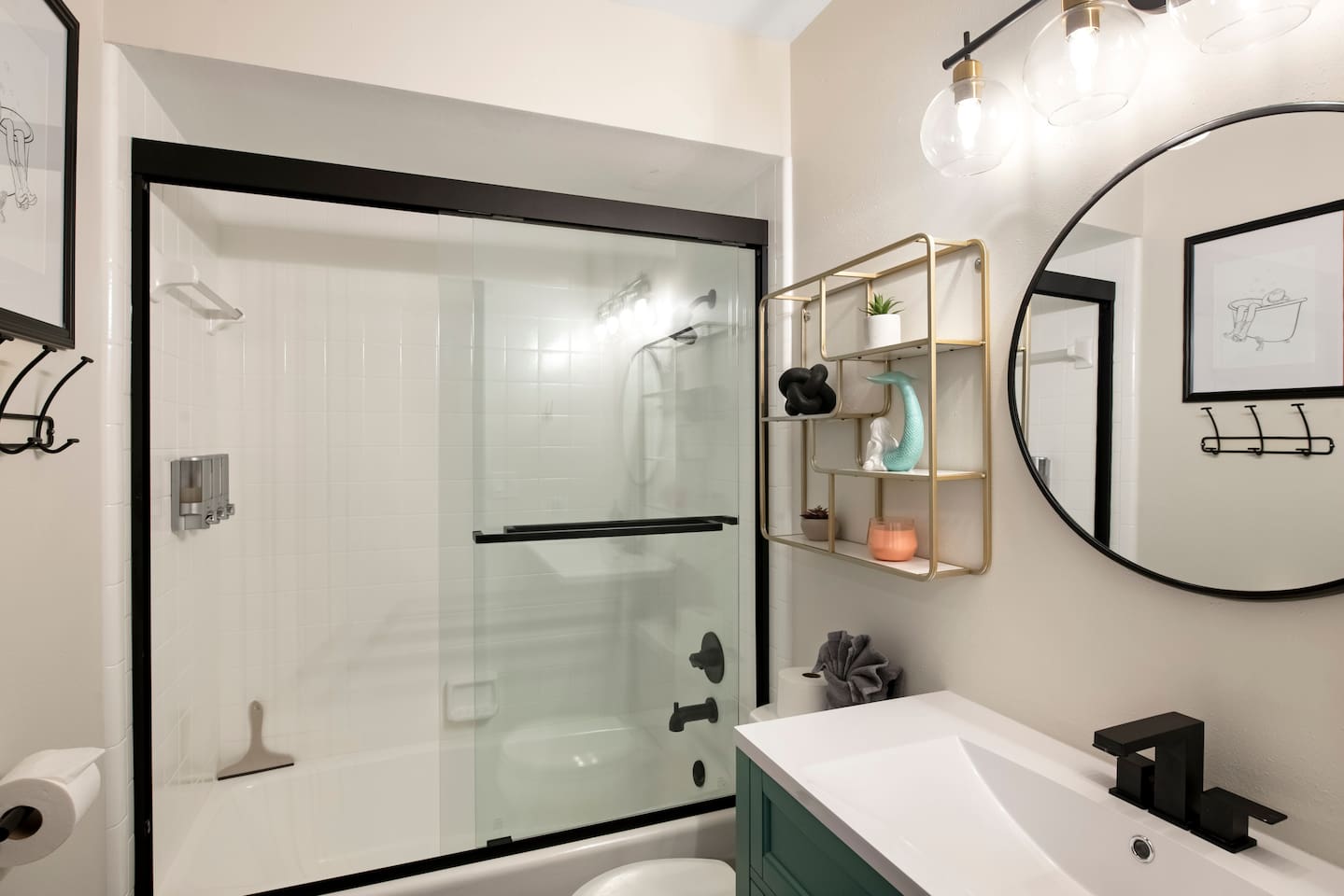 King Suite 2 with ensuite Bathroom