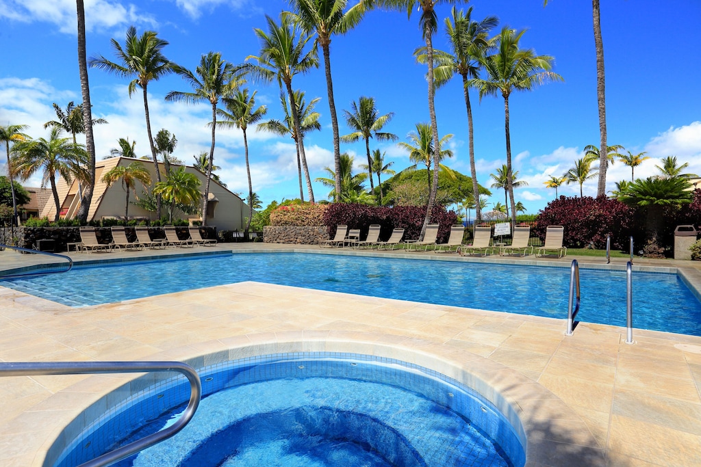 The lower pool with deep end and hot tub are just around the corner from Maui Kamaole I-103