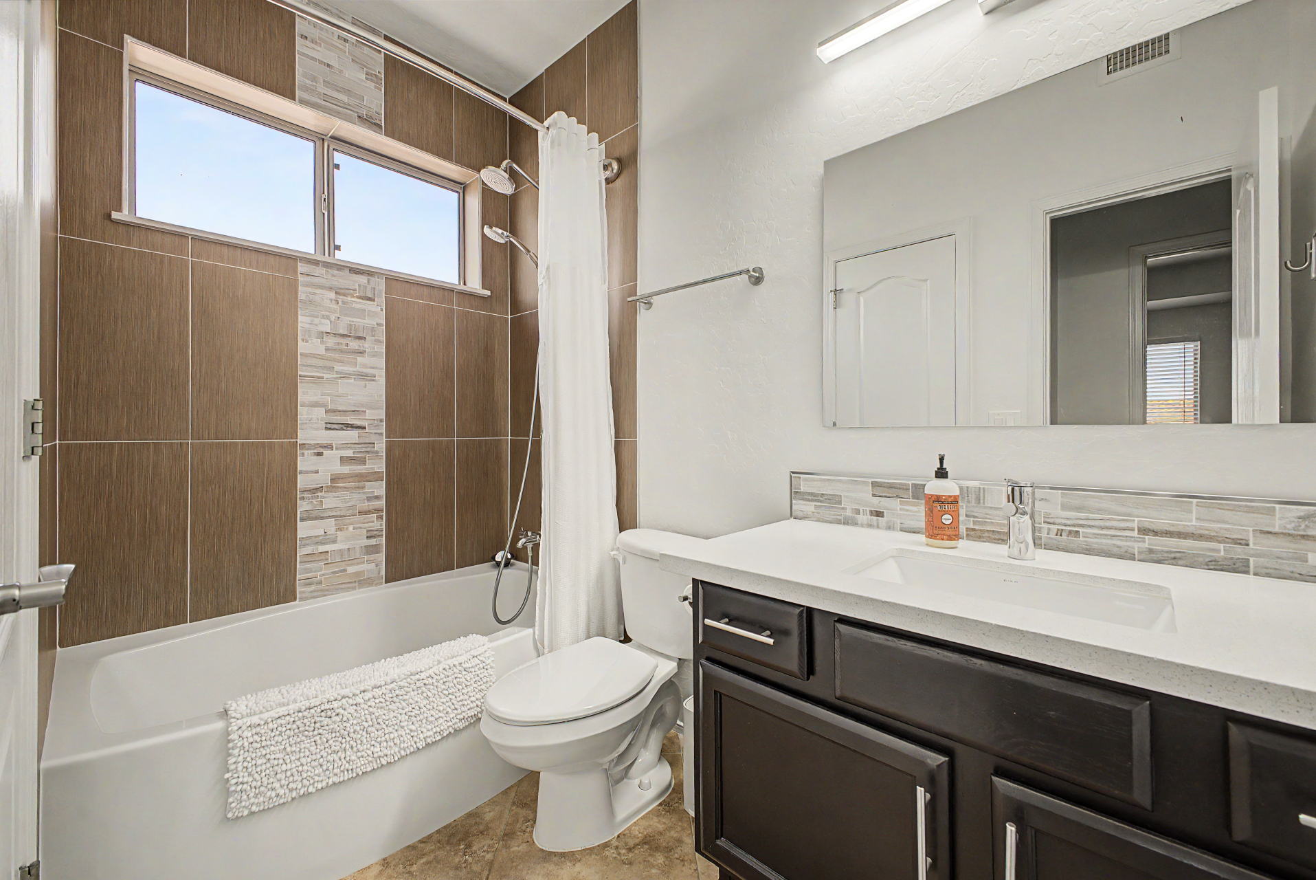 Hall Bathroom 
