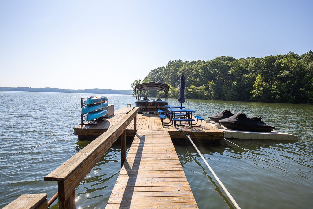 Your private waterfront dock: pontoon rentals, free kayaks, jet ski slips, and incredible open-water views.
