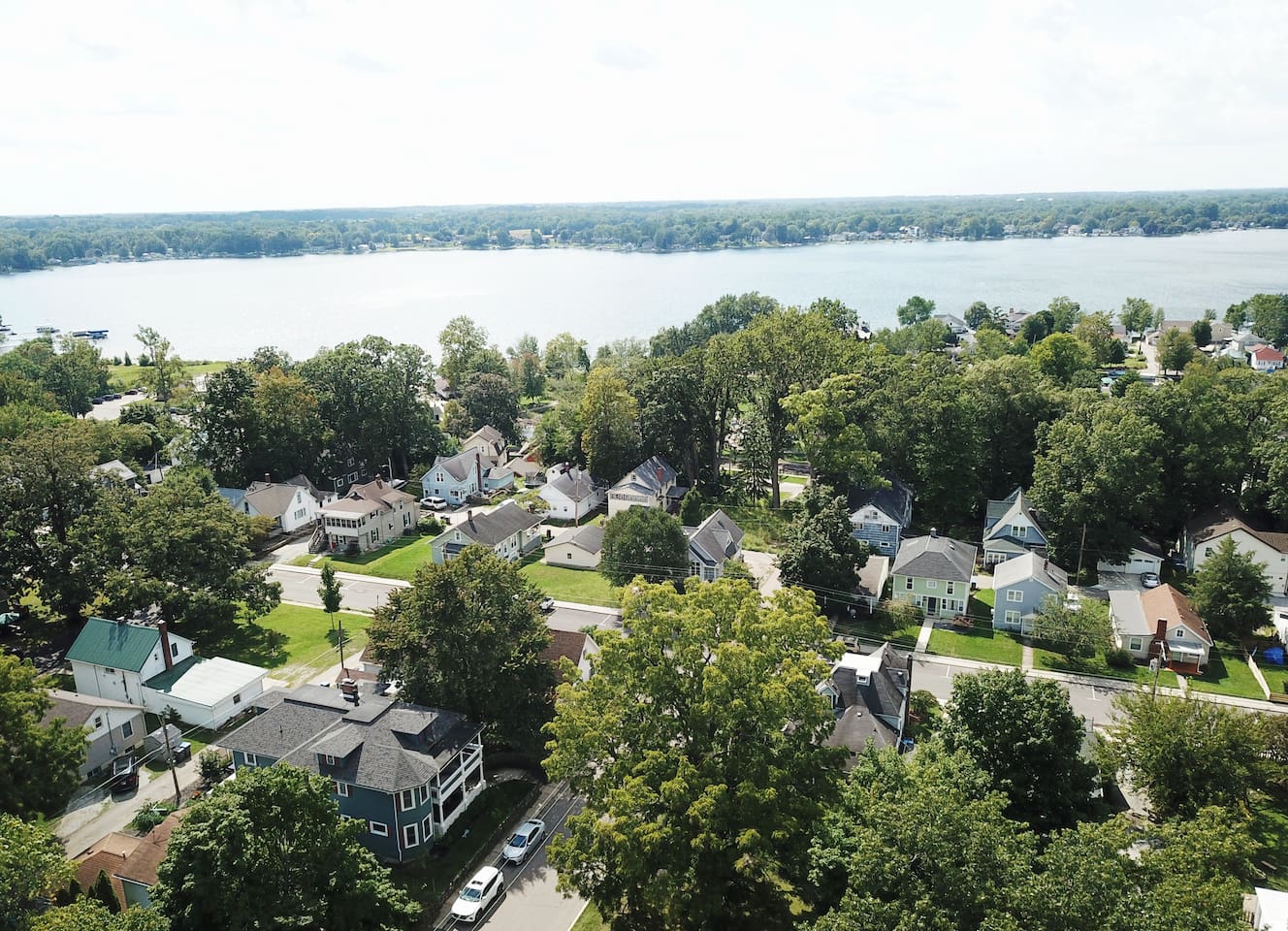 Wanderer's Rest is centrally located less than a half mile to Village at Winona, Grace College, Winona Lake, Limitless Park and Trail System.