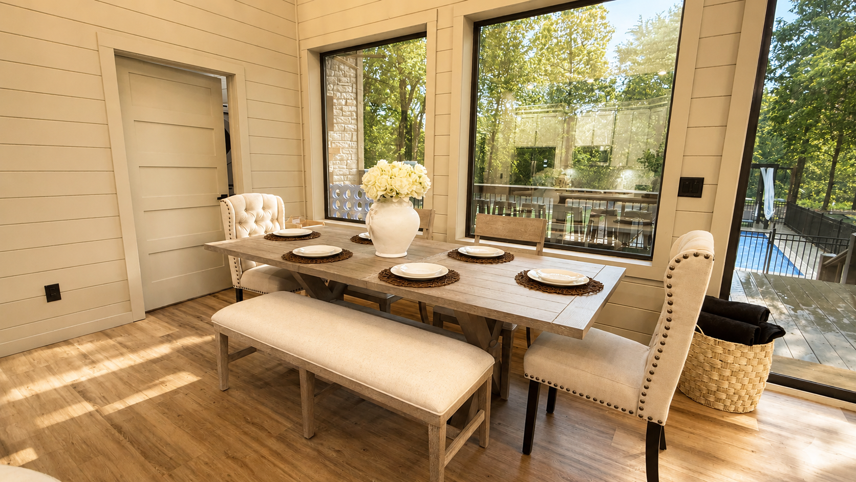 Dining Room: Savor meals with stunning views in this bright, inviting dining space!