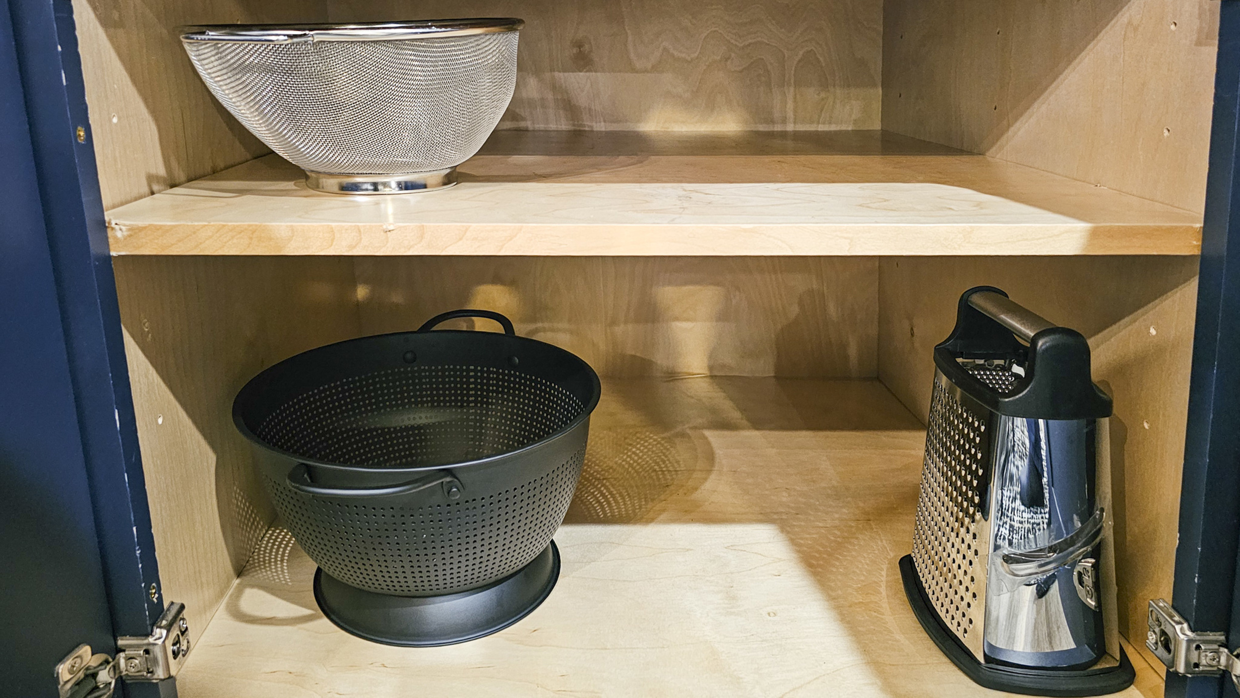 Spacious storage with sleek tools for culinary adventures awaits you!