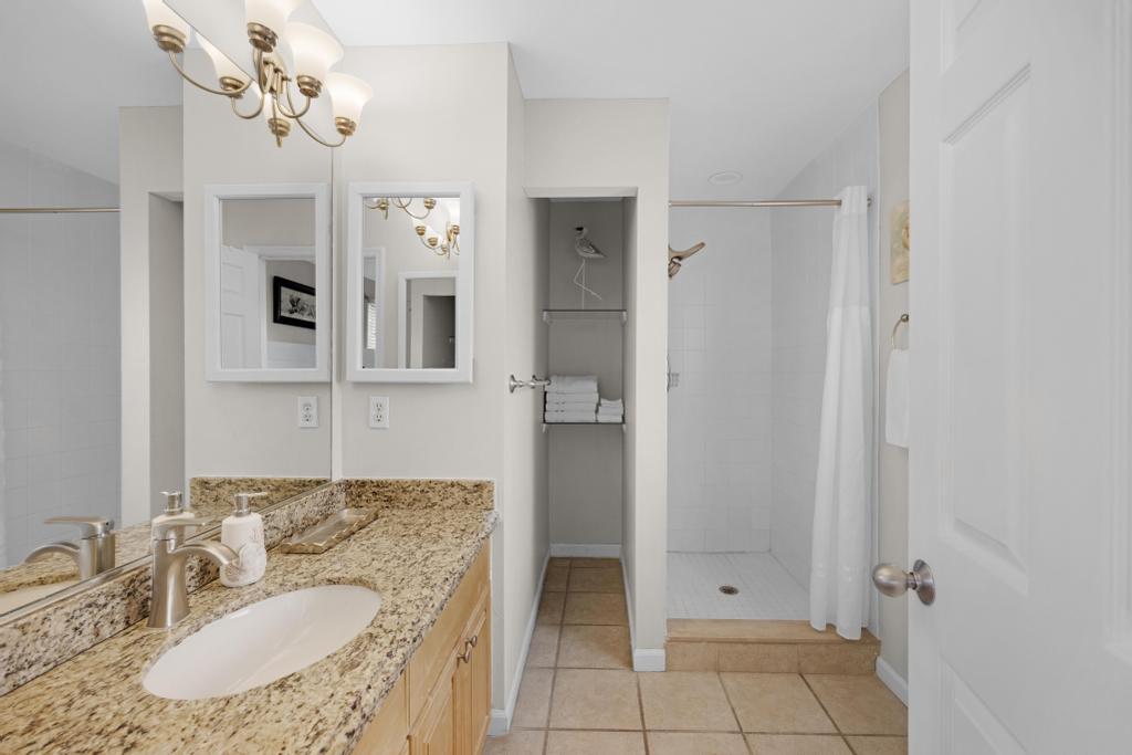 En Suite Master Bath