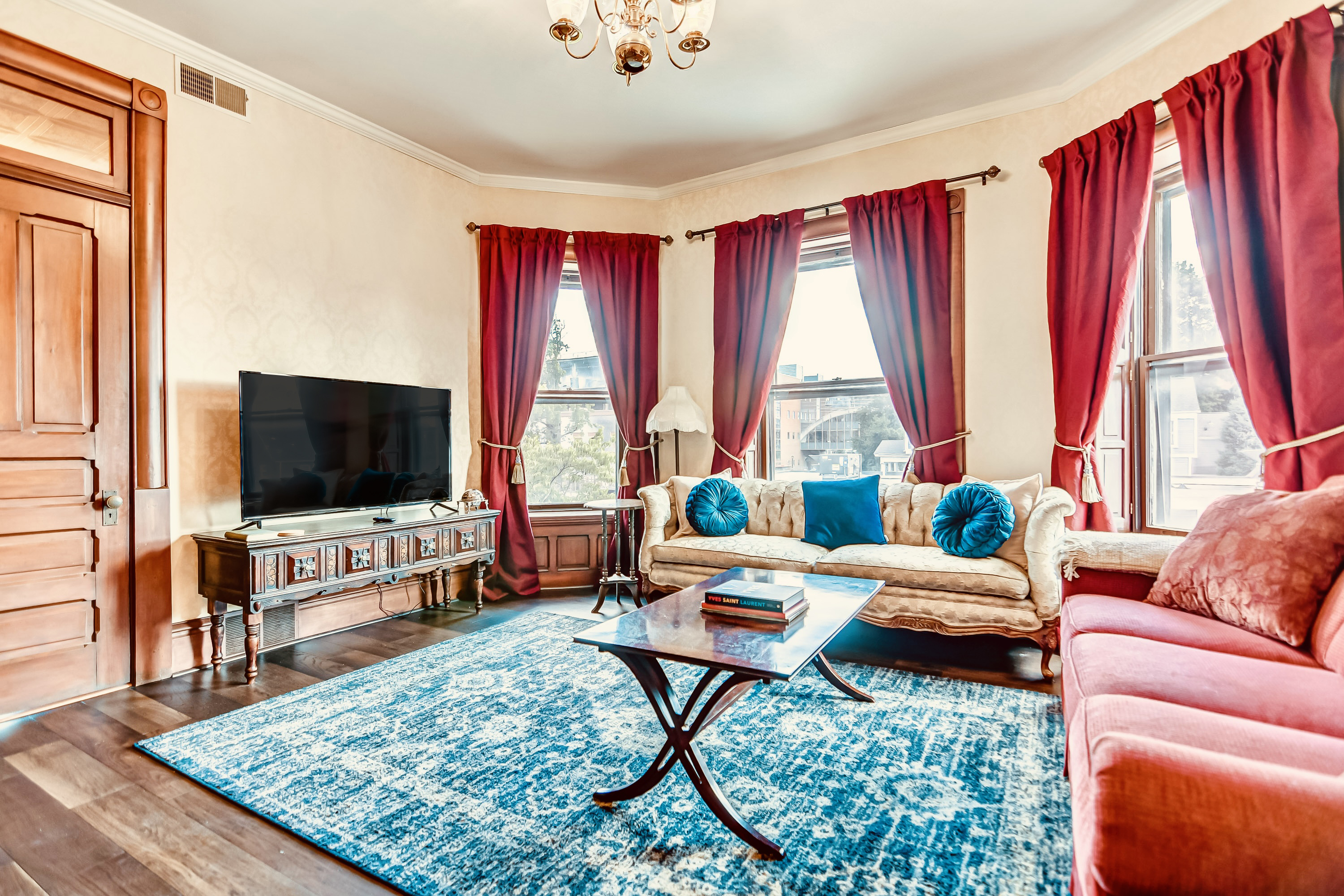 2nd Floor - Living Room