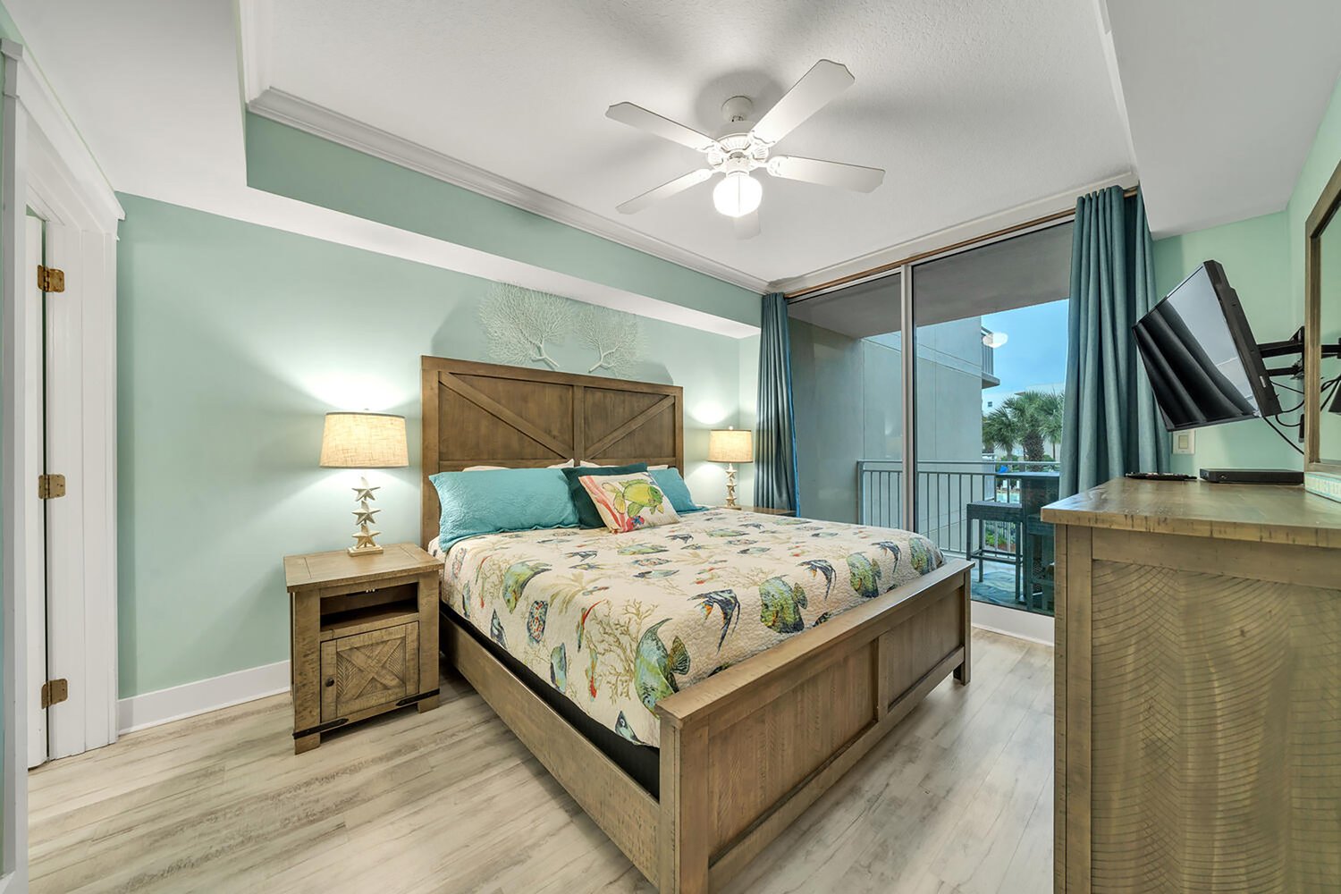 King bedroom with TV