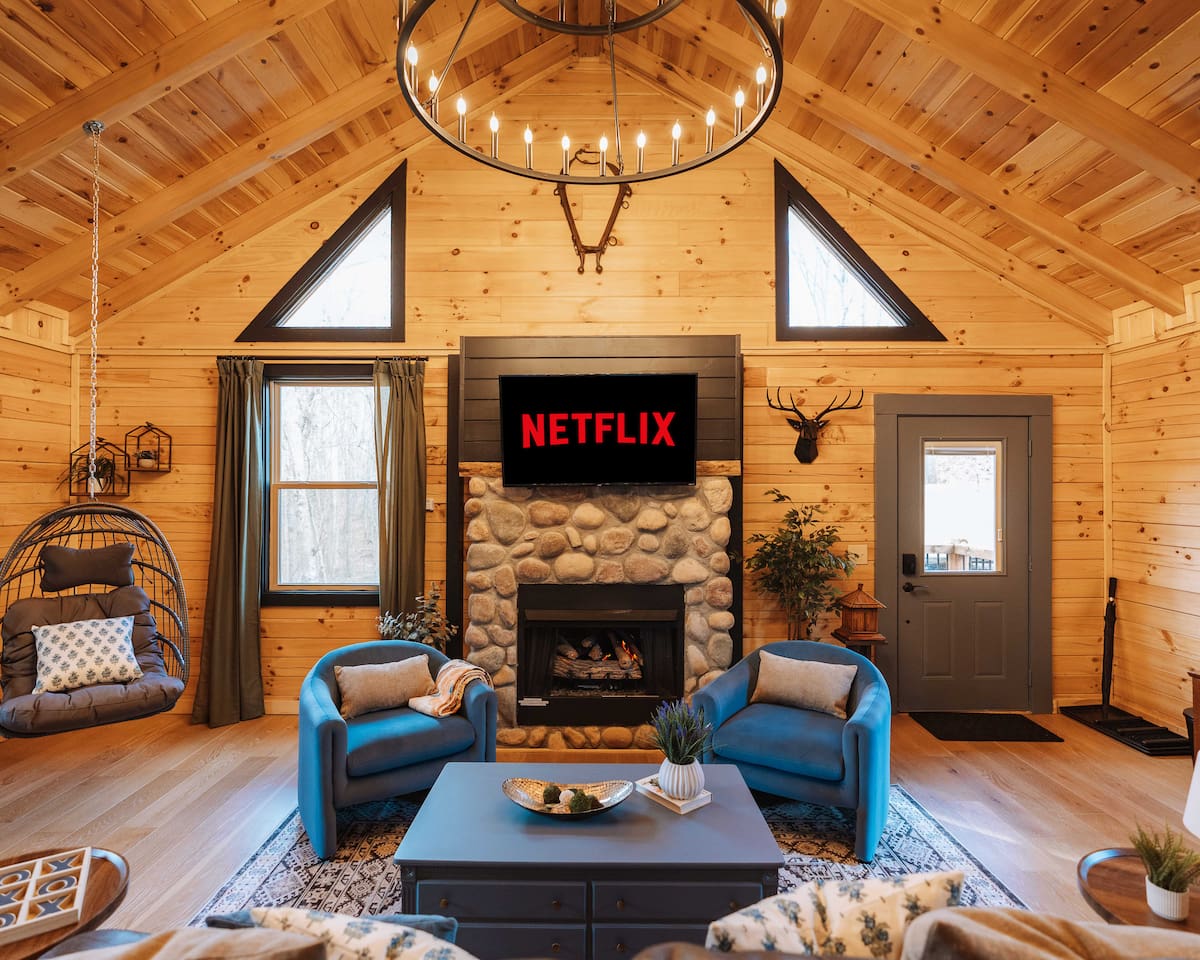 Slow afternoons spent between the fireplace and the gentle sway of the swing