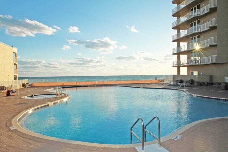 Amazing pools. This is the East Beach Front Pool