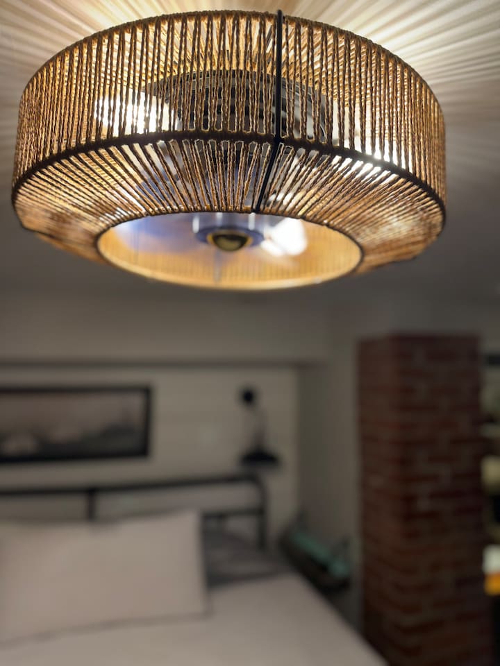 Sleep tight with our newly added fandalier (fan ceiling light). 