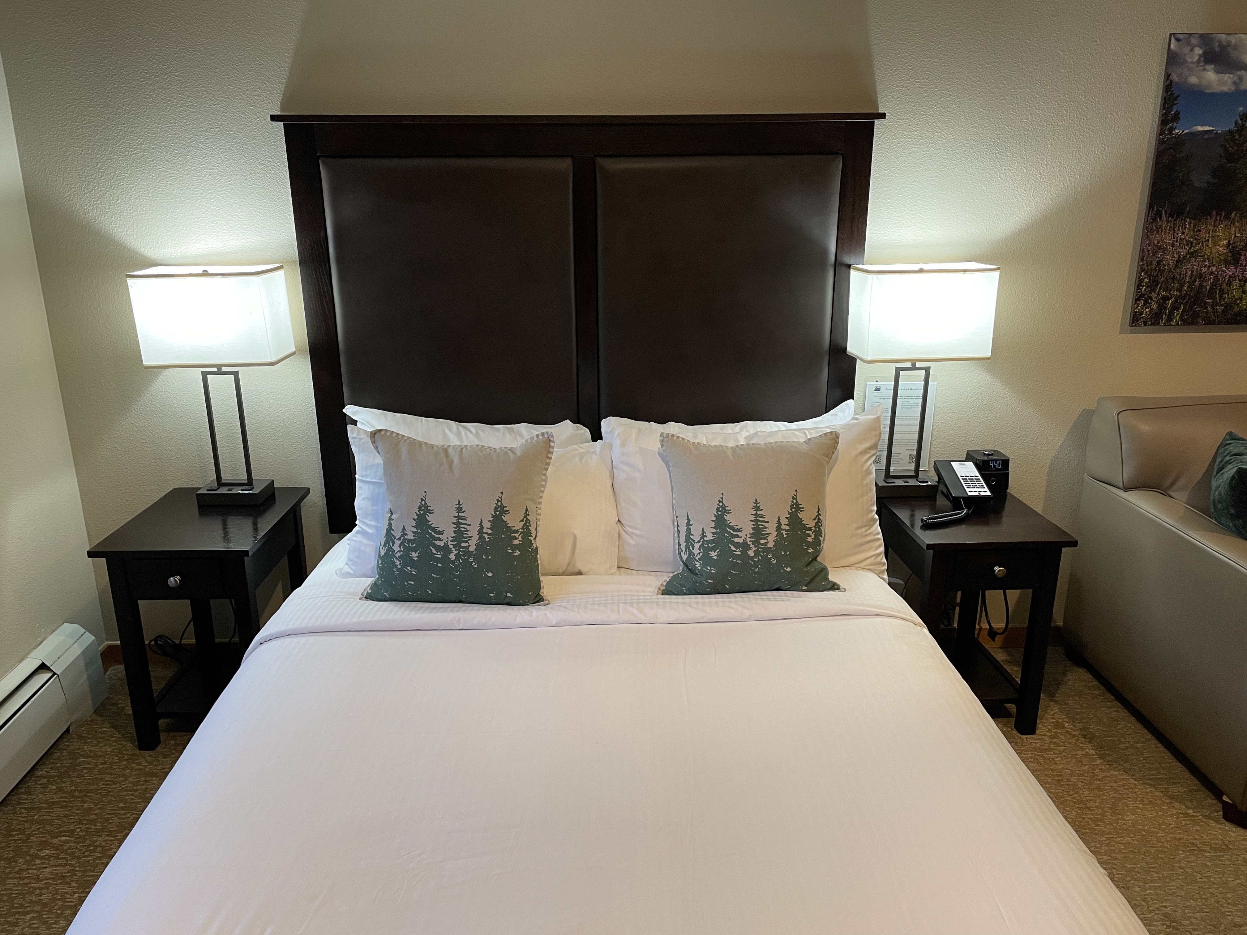 Grand Timber Lodge Studio
