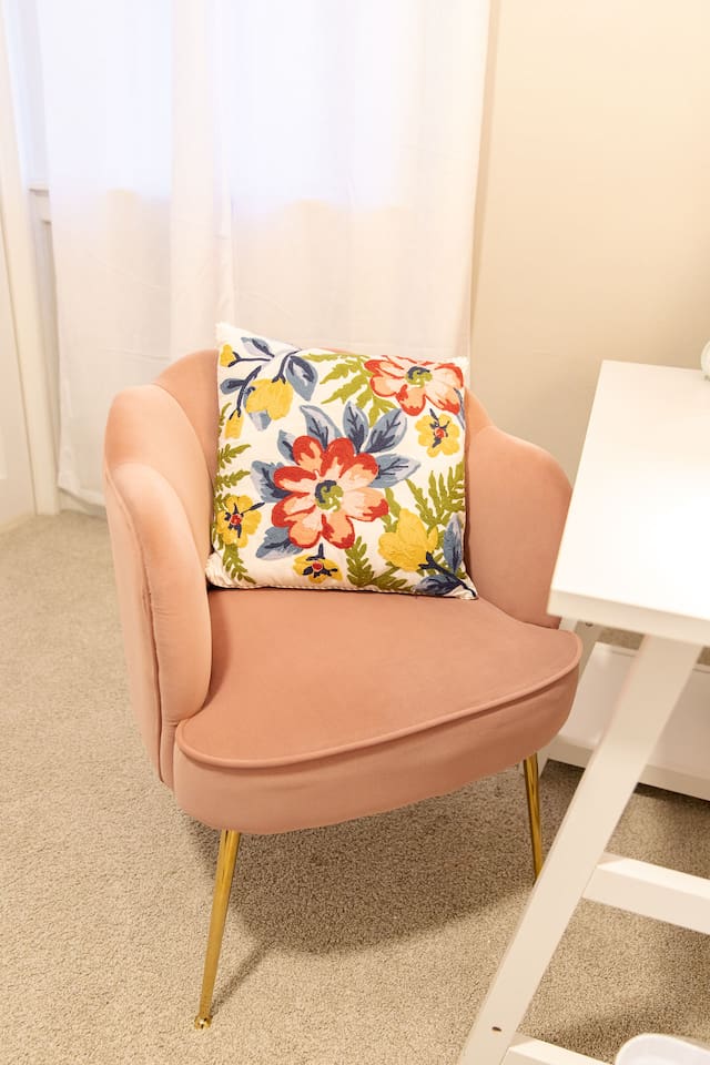 Cozy Chair.