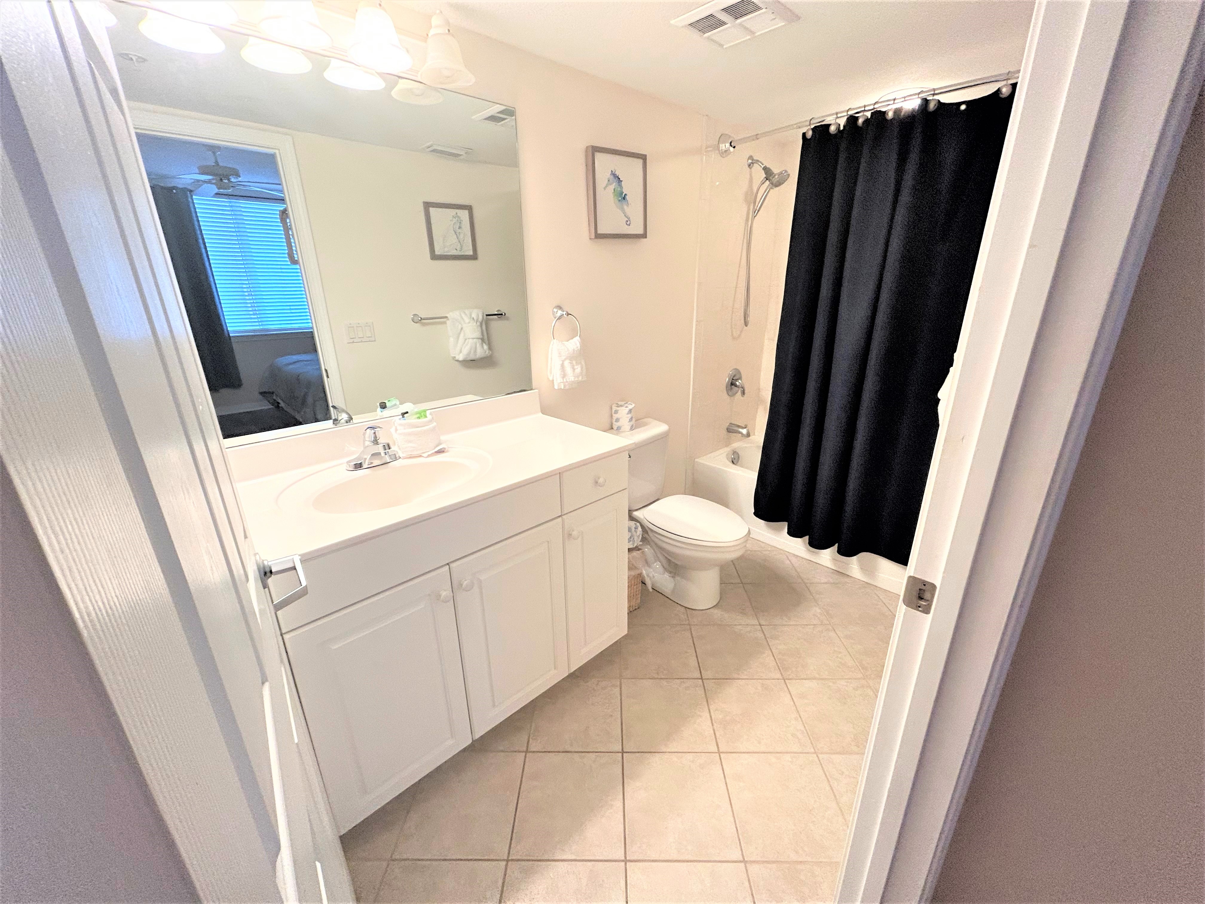 Master Bedroom Full Bath